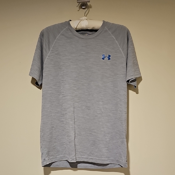 Under Armour Men's Heather Gray Tee with Blue Emblem. Heatgear. Loose Fit. Sz S. - Picture 1 of 4